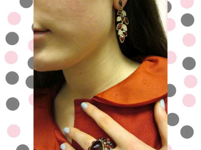 Ear-Amirita-Red-Post-JQ-88R-60
